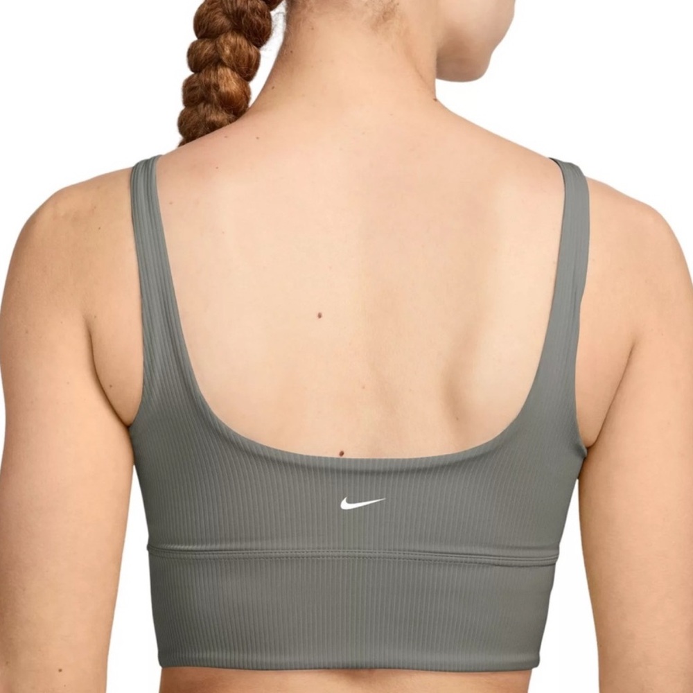 Nike Women's Zenvy ribbed Green/gray Bra top